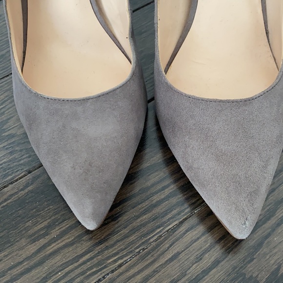 Nine West Pointed Grey suede pumps - Picture 6 of 7